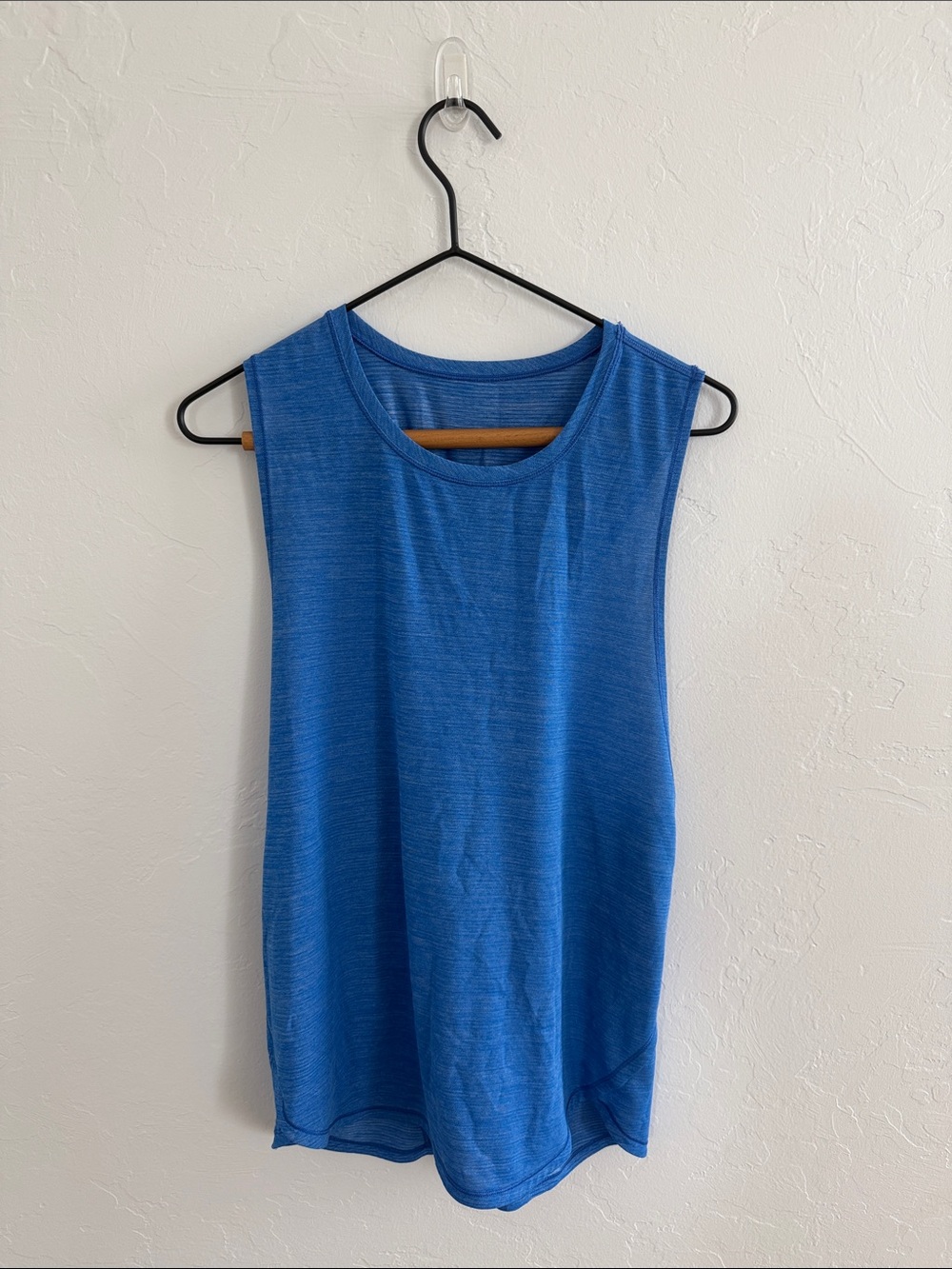 Women's Lululemon Blue Sleeveless flowy Tank Top